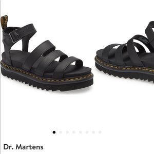 Dr. Martens
Blaire Sandal